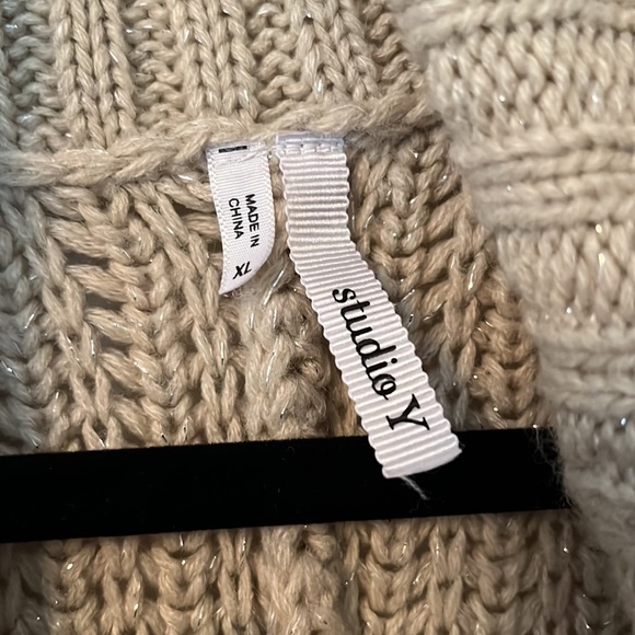 Size XL Cream Short Sleeve Cardigan - Picture 4 of 5